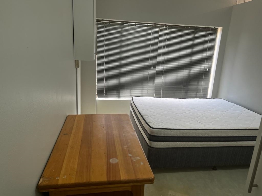 5 Bedroom Property for Sale in Langenhovenpark Free State